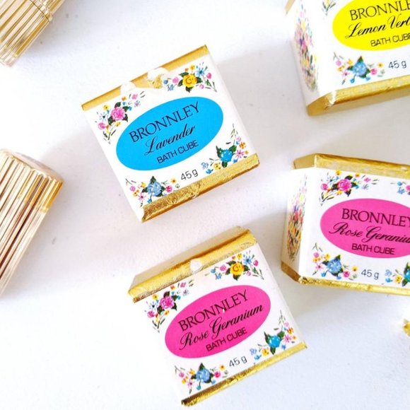 vintage floral bath cubes, box set - Picture 2 of 6